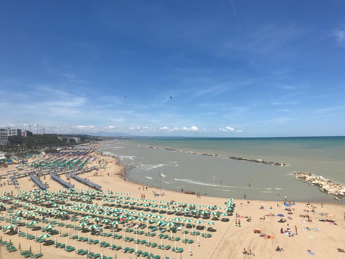 La Gemma Nel Borgo B&B Termoli Exterior photo